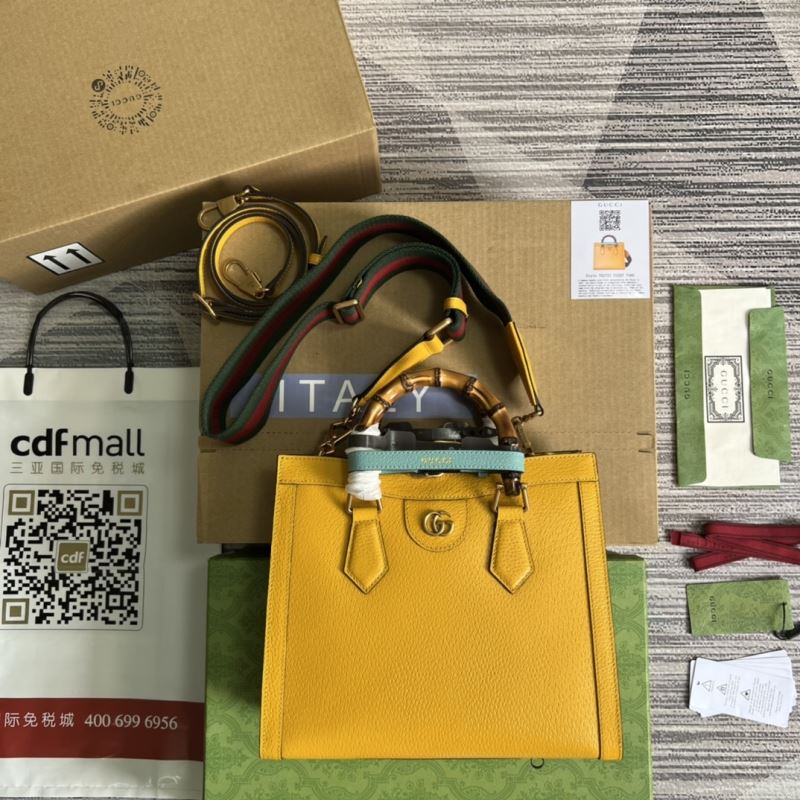 Gvc*1 tote bags